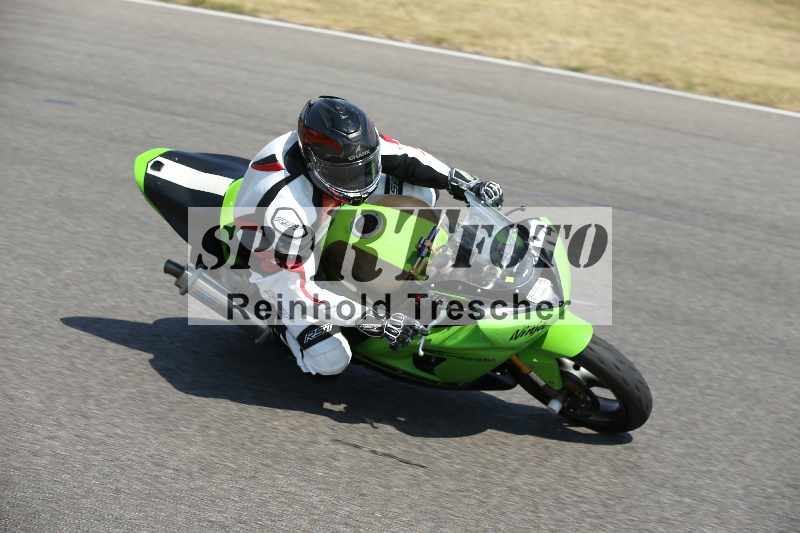 /Archiv-2023/28 05.06.2023 Moto Club Anneau du Rhin/vert-medium/14